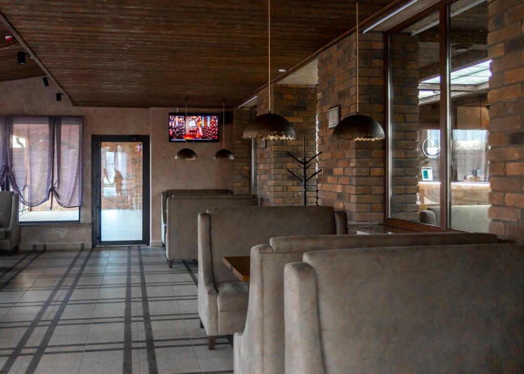 Hotel Dozari Korostyshiv Ngoại thất bức ảnh